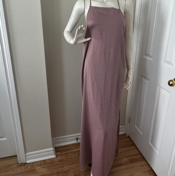 Forever21 Contemporary Dress - Picture 5 of 8